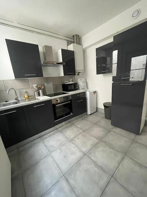 בסאנקון Elegant 2 Chambres Square Saint Amour מראה חיצוני תמונה